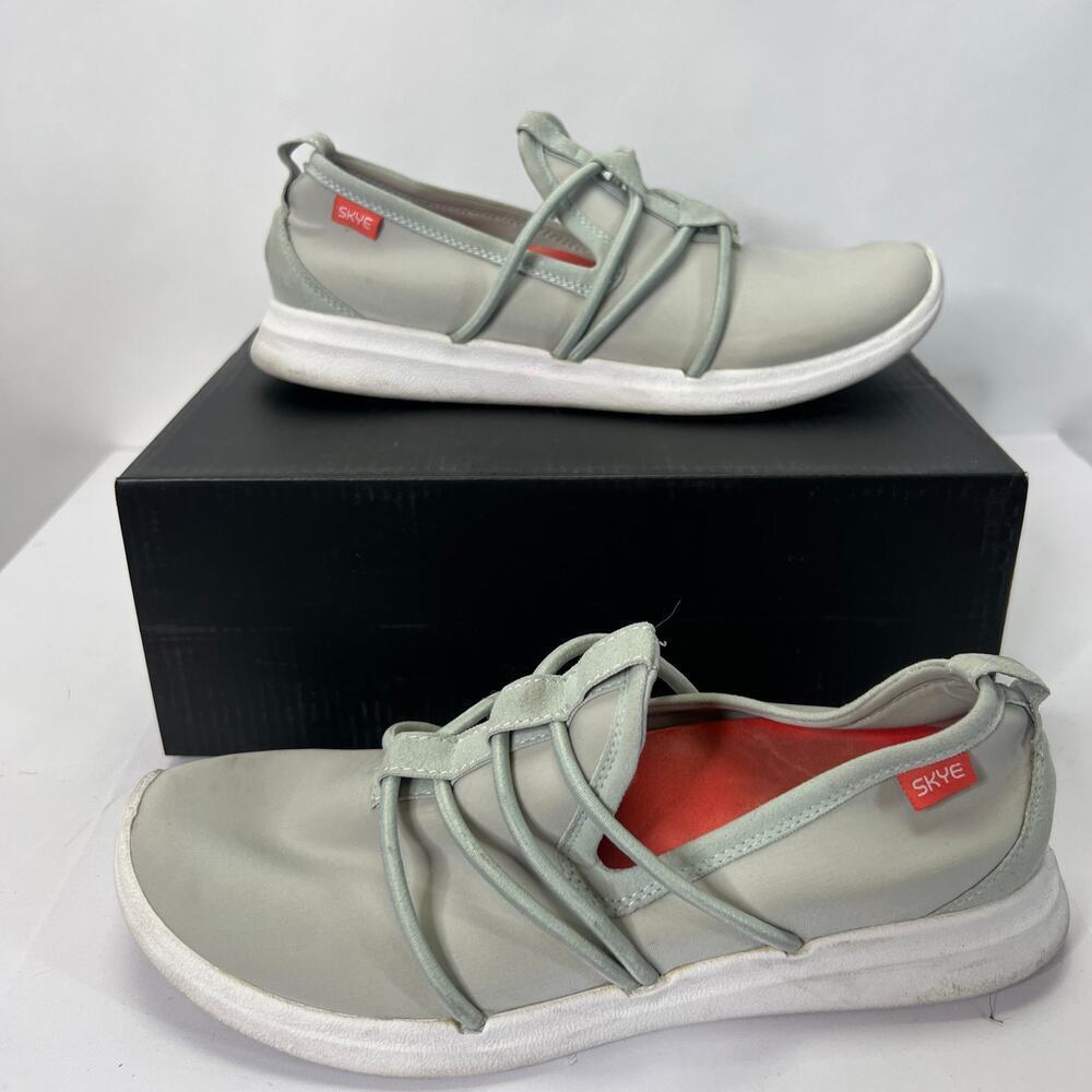 SKYE Slip-on Comfort Sneakers Size 7.5